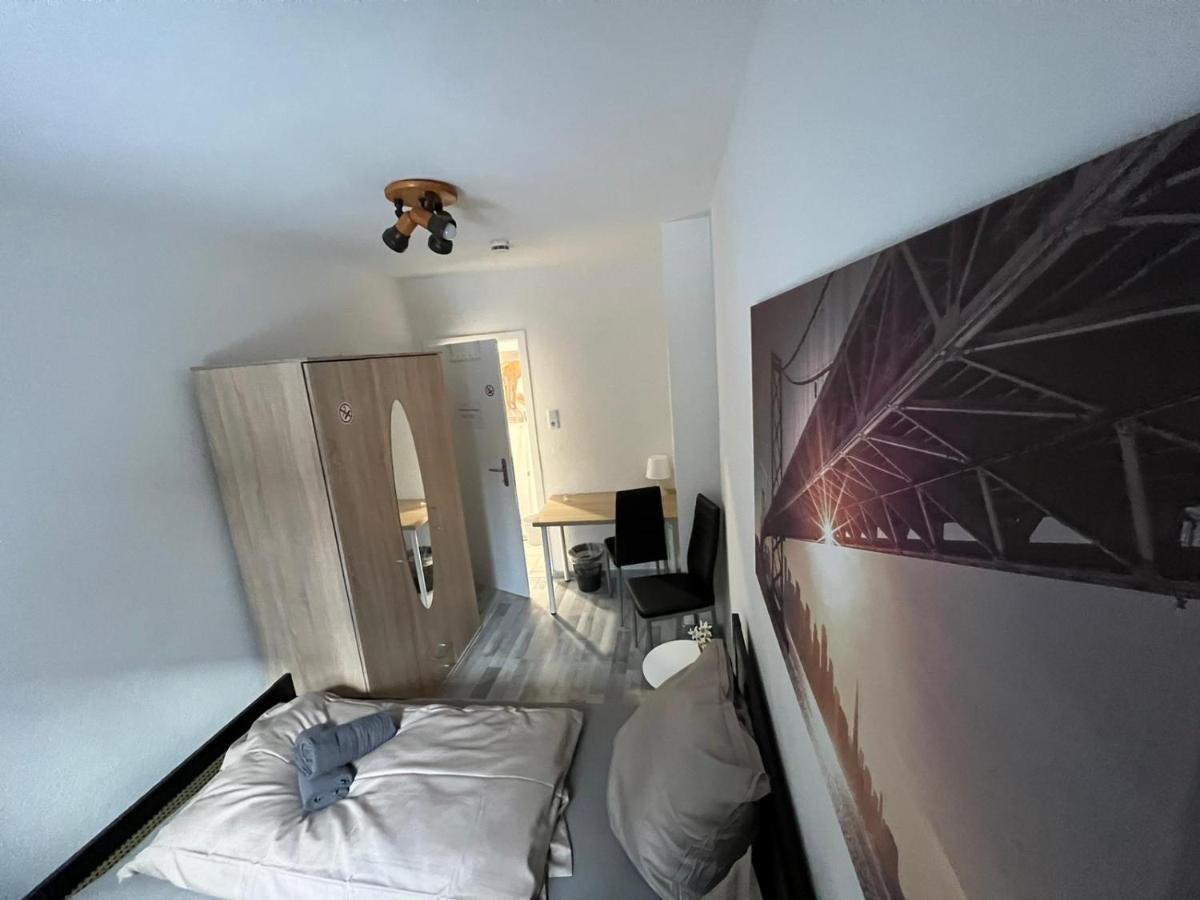 Apartmán Schoenes Einfaches Zimmer In Oldenburg 109 Exteriér fotografie