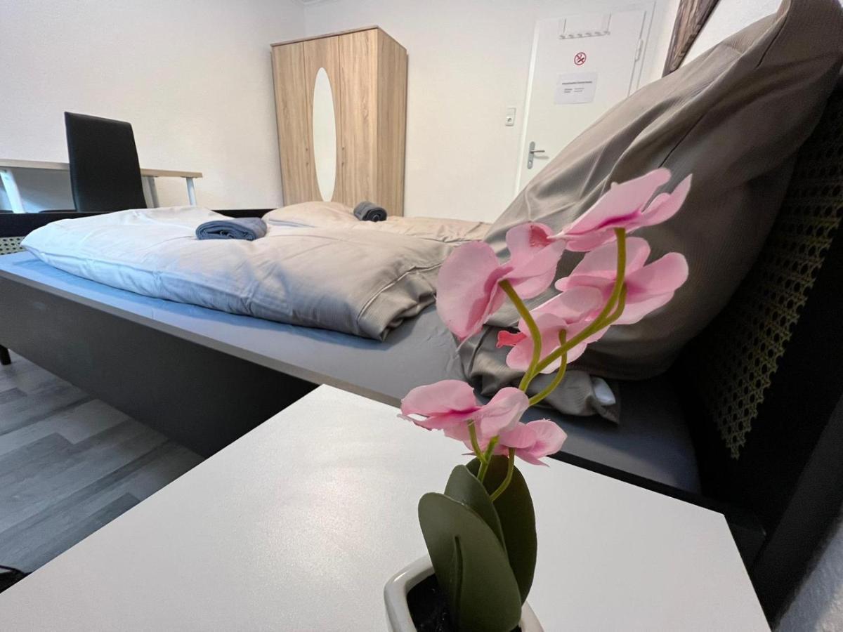 Apartmán Schoenes Einfaches Zimmer In Oldenburg 109 Exteriér fotografie